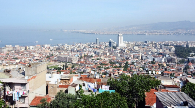 İzmir'de Konut Fiyatlarında Düşüş Başladı