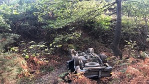 İzmir'de Trafiki kazası : 1 ölü, 2 yaralı