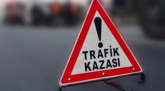 Kınık'da Trafik Kazası:2 ölü 1 yaralı