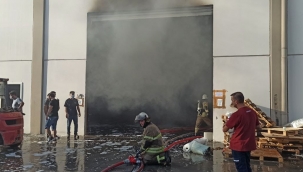 Menemen'de tekstil fabrikasında yangın