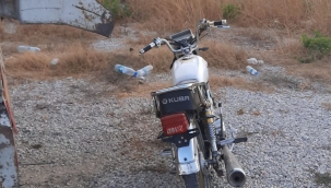 Menemende motosiklet hırsızları suçüstü yakalandı