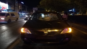 otomobilin çarptığı kişi ağır yaralandı