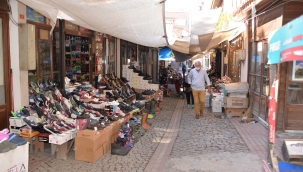 Başkan Koştu: "Alışverişini tarihi Arasta'dan yap, esnafına sahip çık"