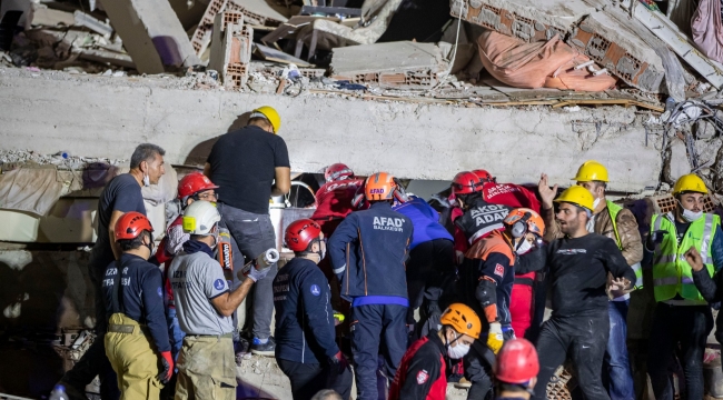 CHP Genel Başkan Yardımcısı Seyit Torun deprem bölgesinde