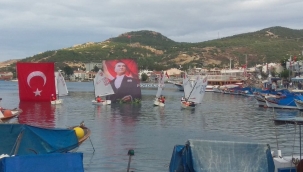 FOÇALI YELKENCİLER CUMHURİYET BAYRAMINI DENİZDE KUTLADILAR