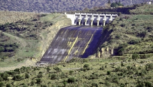 Güzelhisar Barajı'nda Su Seviyesi Yarıya İndi