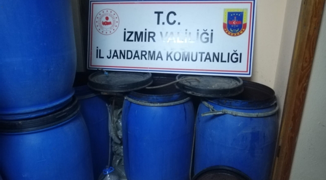 İzmir'de Jandarma'dan kaçak içki operasyonu  