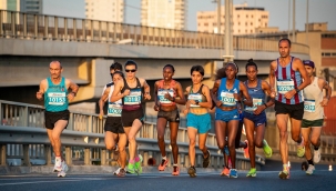 Maraton İzmir koşuldu