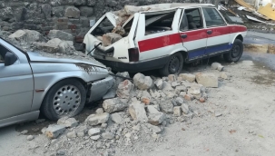 Vali Köşger: "Yıkılan binalar olduğu ihbarı var"