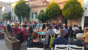 Yazar Ahmet Önel Foça Mektuplarını Söyleşiyle İmzaladı