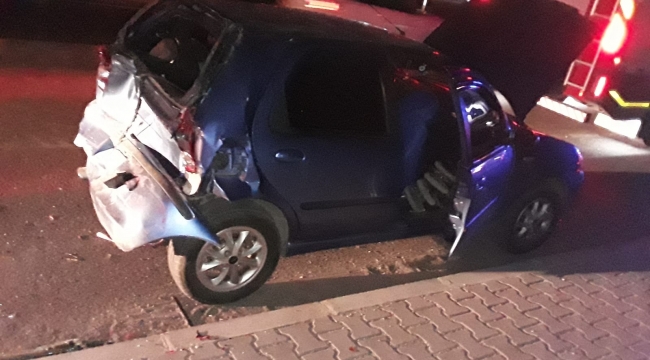 Aliağa'da Trafik kazası : 2 yaralı