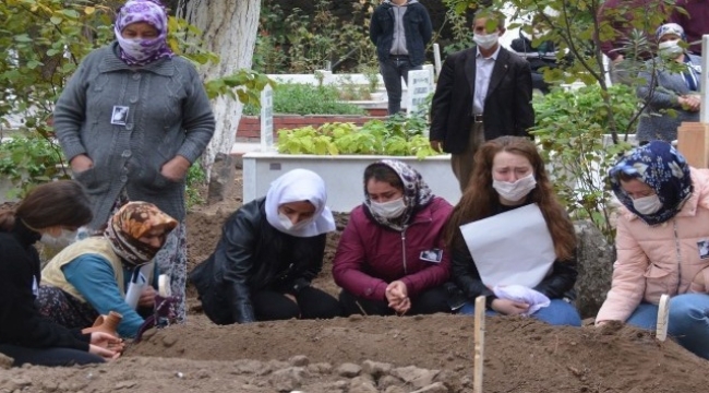 Eski kocası tarafından öldürülen Çilem Kılıç toprağa verildi