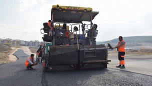 Yeni Mahalle'de Asfalt Çalışmaları Devam Ediyor