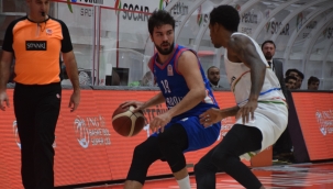 Aliağa Petkim: 71– Anadolu Efes : 75