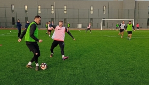 Aliağaspor FK, Lig Hazırlıklarını Sürdürüyor