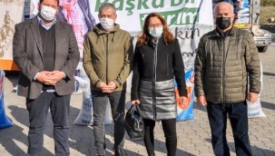 Büyükşehir'den Aliağalı üreticilere de yem desteği