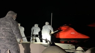 Dikili ve Çeşme 44 düzensiz göçmen kurtarıldı