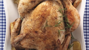 Diyetisyen Canan Aksoy'dan tavuk etini besin değerini koruyarak pişirmenin püf noktalar