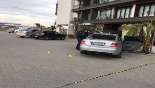 Eski eşini kaçırdı, yanındaki erkeği tüfekle vurdu