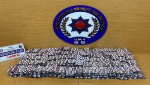 İzmir'de 16 binden fazla sentetik ecza maddesi ele geçirildi