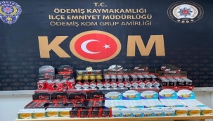 İzmir'de cinsel içerikli ürün ve uyuşturucu operasyonu