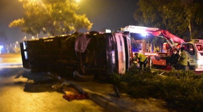 İzmir'de Trafik Kazası:1 Yaralı