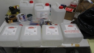 İzmir'de yılbaşı öncesi büyük operasyon: 21 ton sahte alkol ele geçirildi