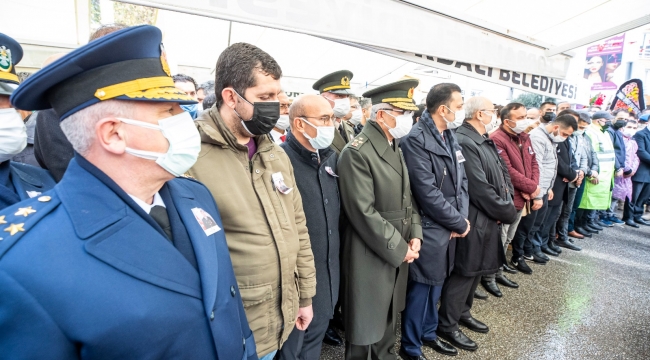 İzmir şehidini uğurladı