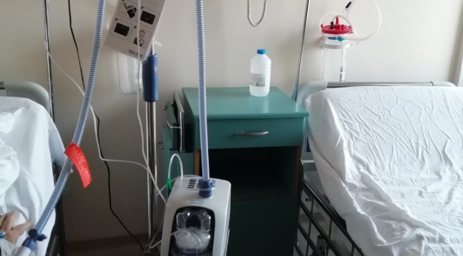 Menemen Devlet Hastanesi'ne 2 tane solunum cihazı ve 20 tane solunum cihazı kiti bağışı