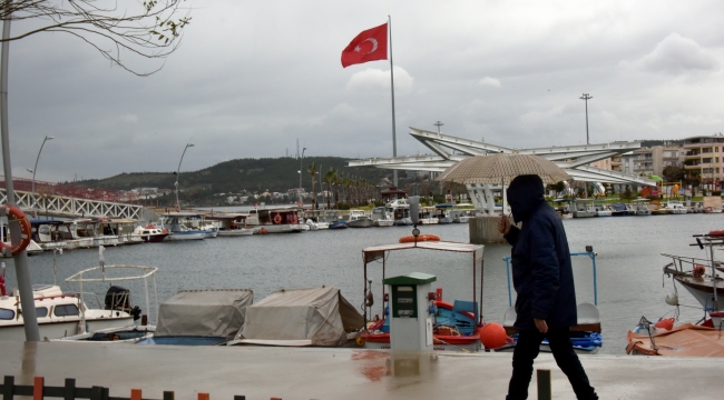 Aliağa'da Sağanak Yağış Etkisini Sürdürecek