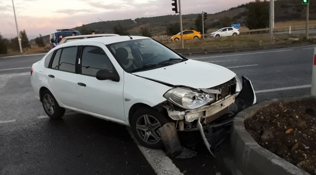 Aliağa'da Trafik Kazası :2 yaralı