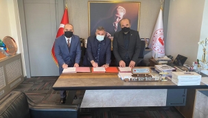 Aliağa'daki öğrencilere tablet desteği