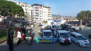 Bergama Belediyesi araç filosuna 14 yeni araç kattı