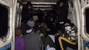 Dikili'de Kongo uyruklu 25 göçmen yakalandı