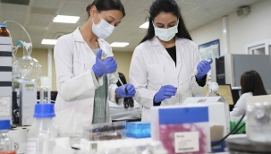 Ege'nin korona virüs aşısı hayvan deneylerinde başarılı oldu