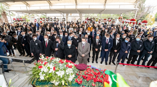 Eski Karşıyaka Belediye Başkanı Baysak'a veda