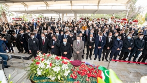 Eski Karşıyaka Belediye Başkanı Baysak'a veda