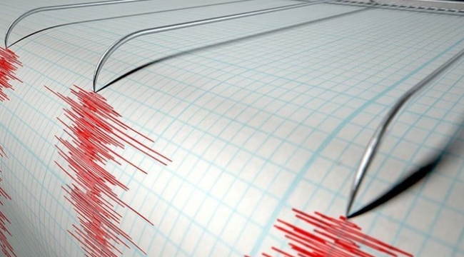 İzmir açıklarında 4.0 büyüklüğünde deprem 