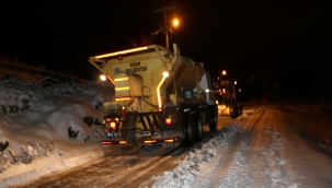 KINIK BELEDİYESİNDEN KAR MESAİSİ