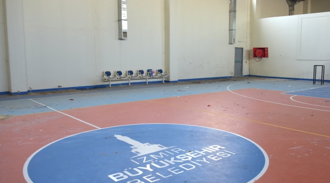 Aliağa'da Gündem Spor Salonu