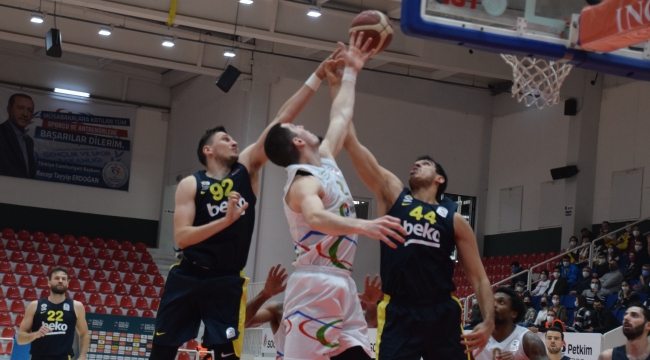 Aliağa Petkim Spor: 67 – Fenerbahçe Beko:80 