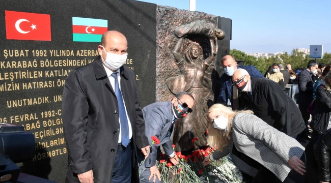 Azerbaycan'da 29 yıl önce katledilenler unutulmadı.