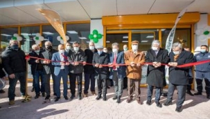 Halkın Bakkalı'ndan iki yeni şube daha