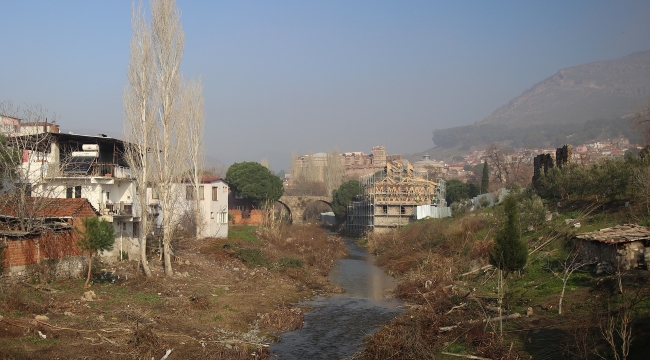 Selinos Antik Kanal Projesi'nde dere temizliği başladı