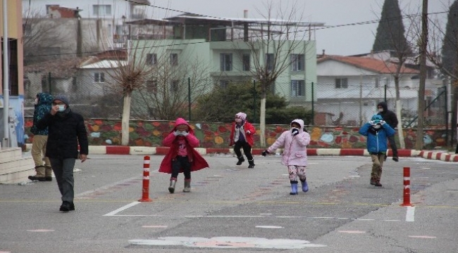  Yüz yüze eğitim yeniden başladı