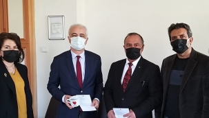 Aliağa  MHP İlçe Teşkilatı Tıp Bayramını kutladı