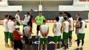 Aliağa Petkimspor, Empera Halı Gaziantep Basketbol'a Konuk Oluyor
