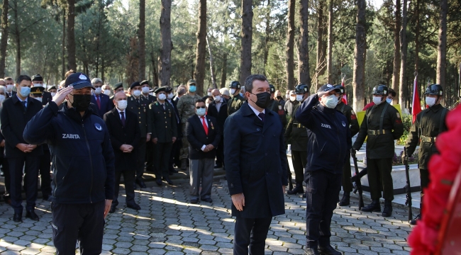 Bergama'da Çanakkale Destanı'nın 106'ncı yılı törenle anıldı