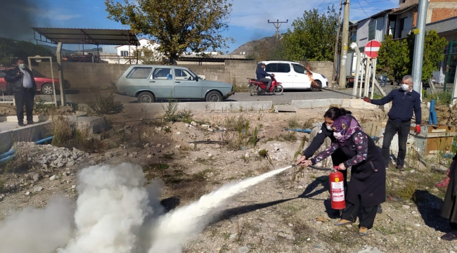 Büyükşehir'den muhtarlara afet eğitimi