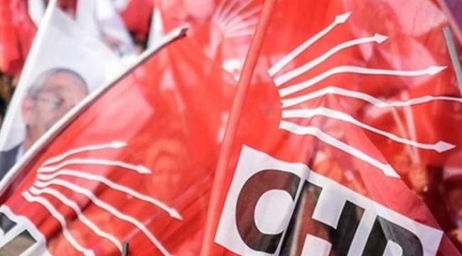 CHP'de Menemen şoku! İlçe başkan ve yönetimi görevden alındı